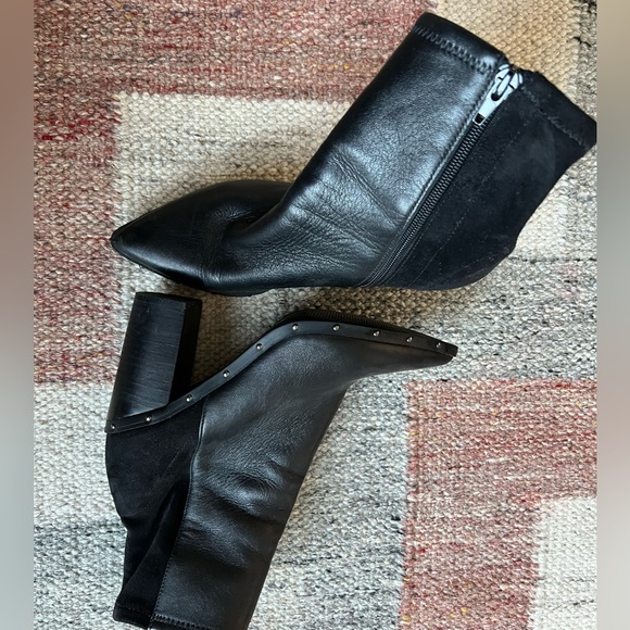 Quality Leather Aldo Ankle Boots… gently worn. Size 7.5 - Picture 2 of 4